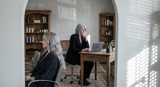 Comment répondre aux avis négatifs de manière professionnelle - conseils business coiffure | Coiffissimo
