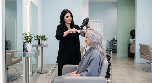 Définir l'identité visuelle de son salon (logo, couleurs, ambiance) - conseils business coiffure | Coiffissimo