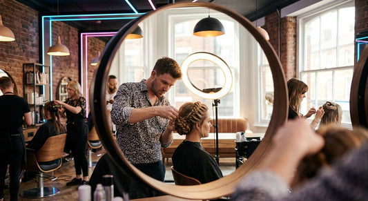 Les rings lights pour réussir ses photos Instagram en salon - gestion de salon de coiffure | Coiffissimo