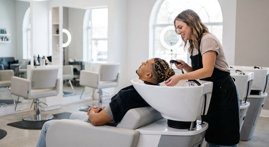 Pourquoi le bac de lavage ergonomique réduit les TMS - gestion de salon de coiffure | Coiffissimo