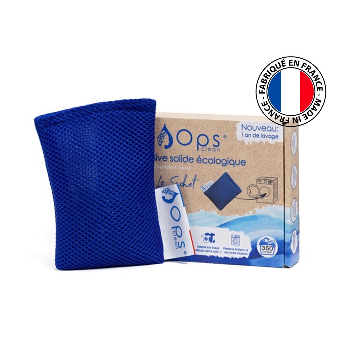Eco-friendly blue laundry sachet with packaging, labeled 'Made in France.'